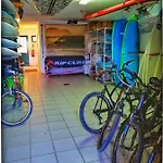 Hostal Supertubos
