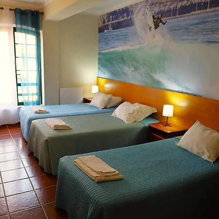 Supertubos Hostel Atouguia Da Baleia