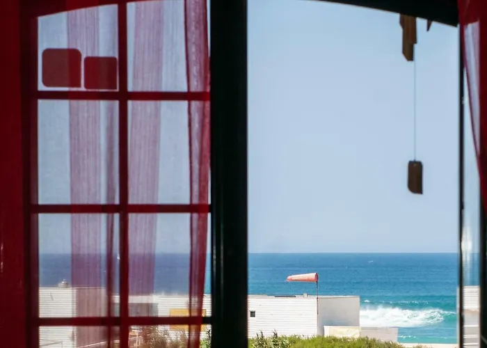 Supertubos Hostel Atouguia Da Baleia