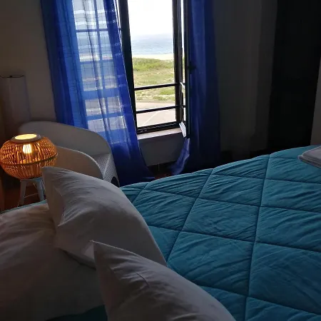 Albergue Supertubos Atouguia Da Baleia