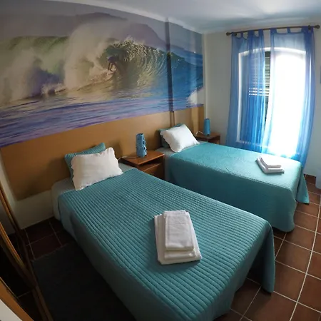 Auberge de jeunesse Supertubos *