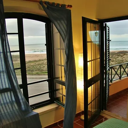 Supertubos Auberge de jeunesse Atouguia Da Baleia