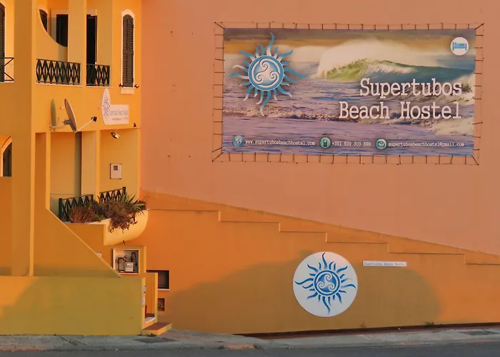 Hostel Supertubos Atouguia da Baleia