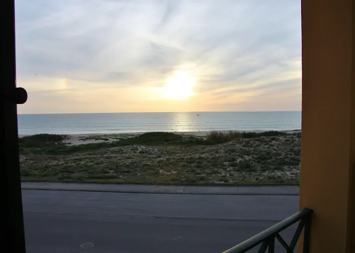 Supertubos Hostel Atouguia Da Baleia