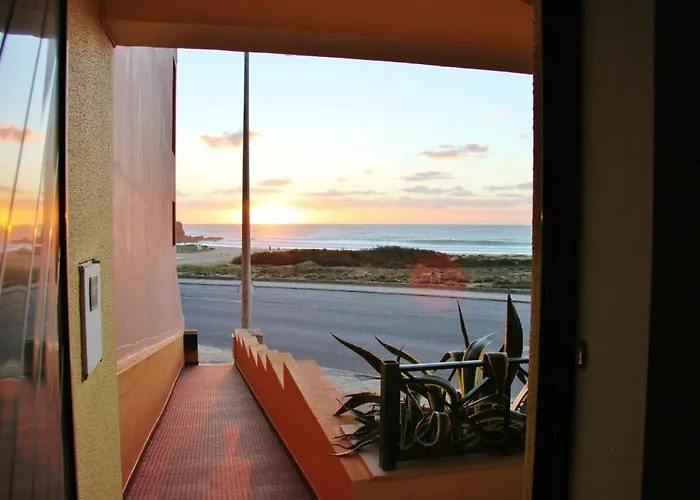 Supertubos Hostel