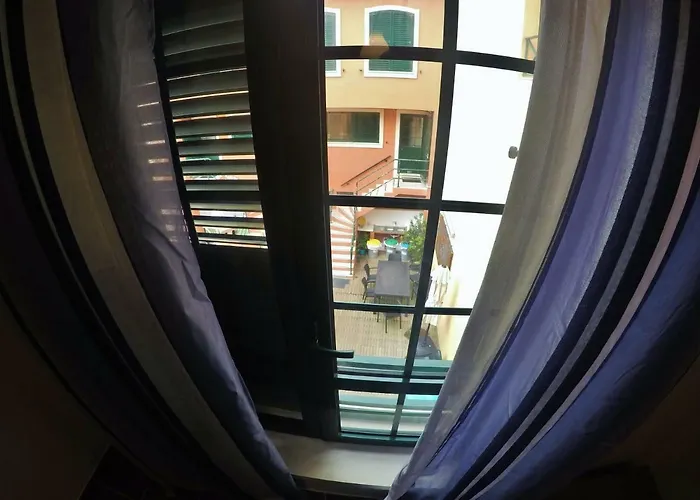 Supertubos Hostel