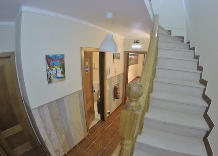 Supertubos Hostel *